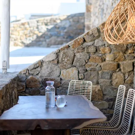 The Summit Of Mykonos B&B