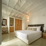 The Summit Of Mykonos 4* 凯勒里瓦迪